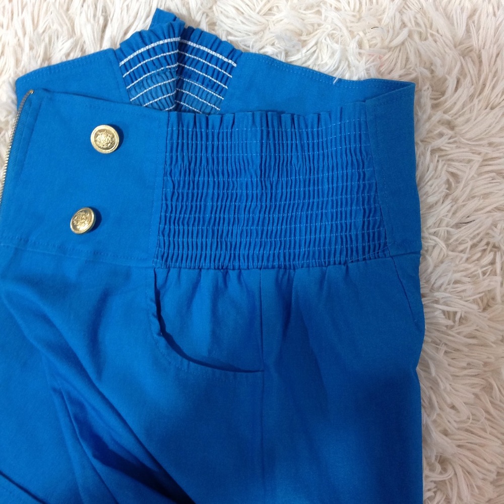 Shorts - Picture 7 of 8